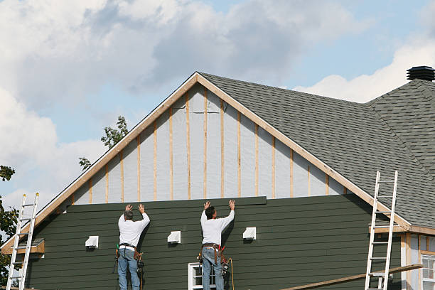 Professional Siding Contractor technician working in Matawan, NJ